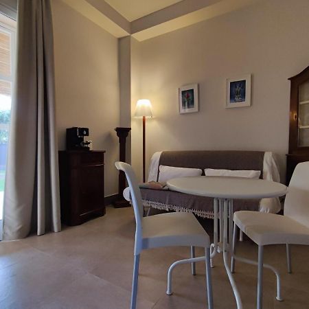 Alimede Apartman Santa Croce Camerina Kültér fotó
