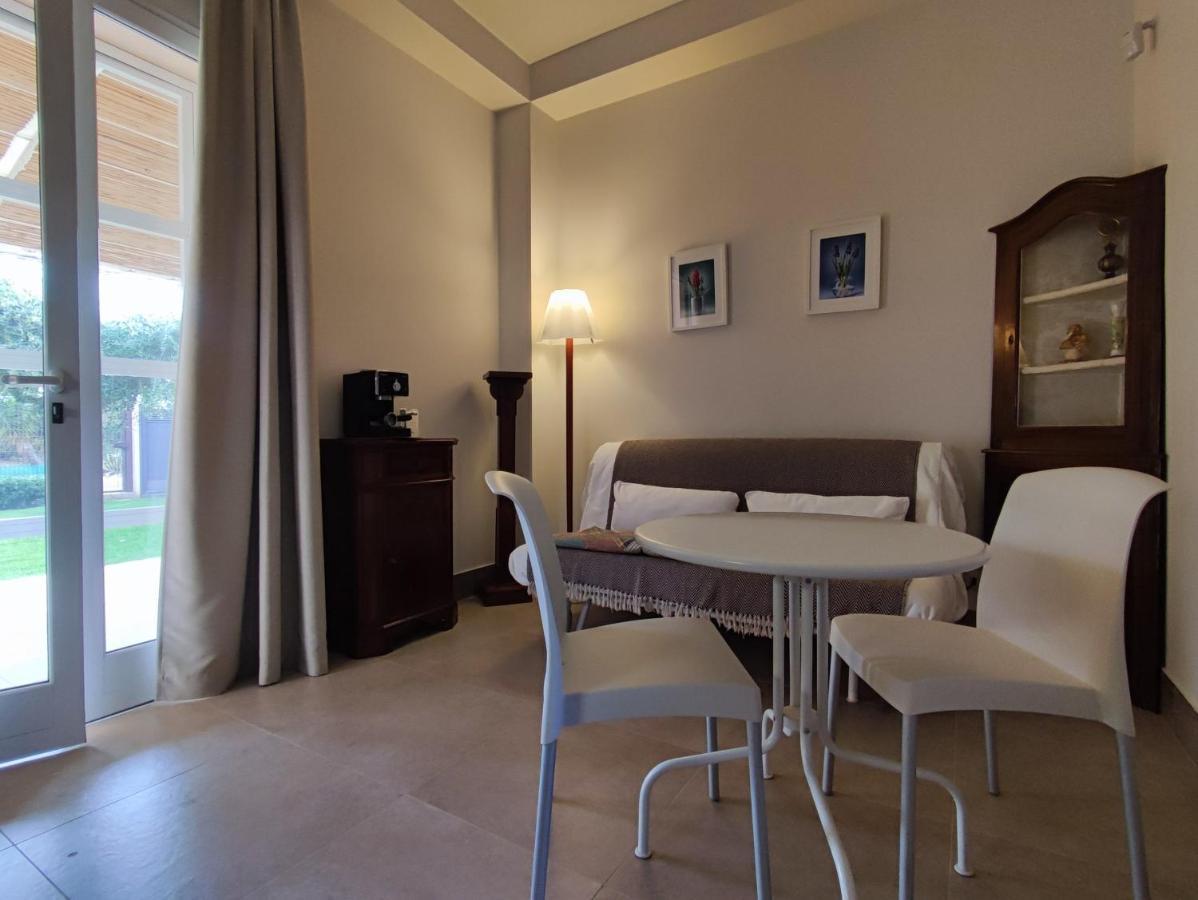 Alimede Apartman Santa Croce Camerina Kültér fotó