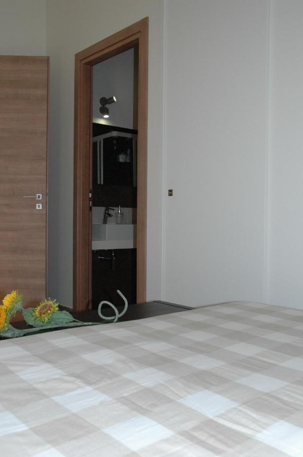 Alimede Apartman Santa Croce Camerina Kültér fotó