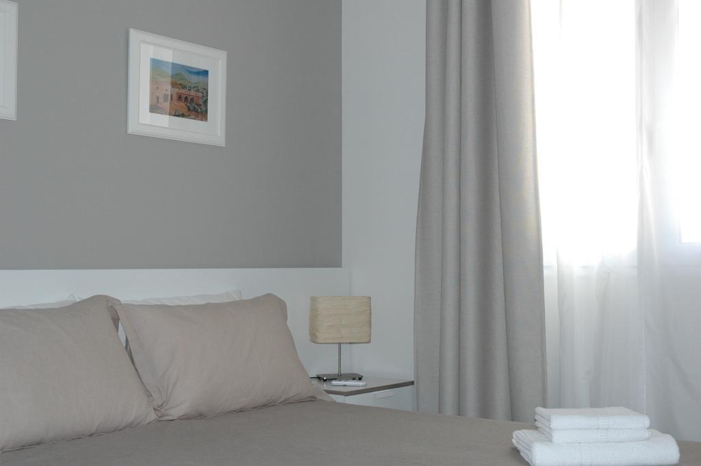 Alimede Apartman Santa Croce Camerina Szoba fotó