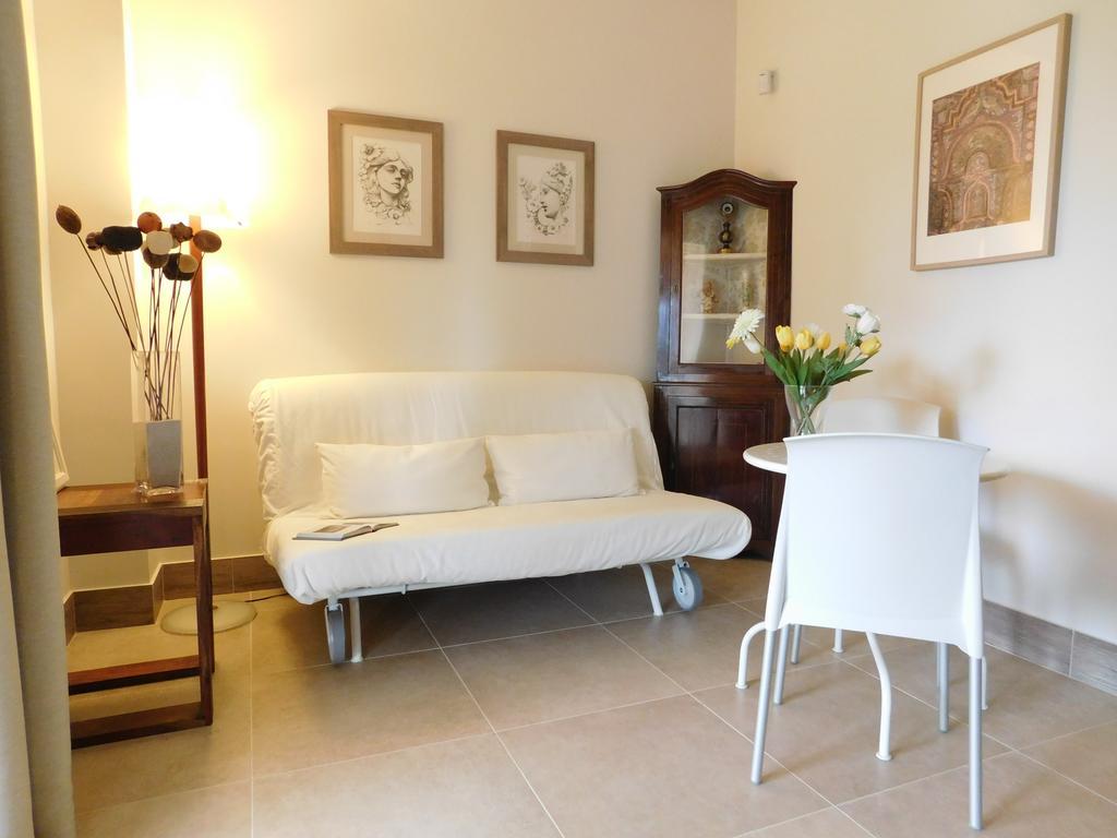 Alimede Apartman Santa Croce Camerina Kültér fotó